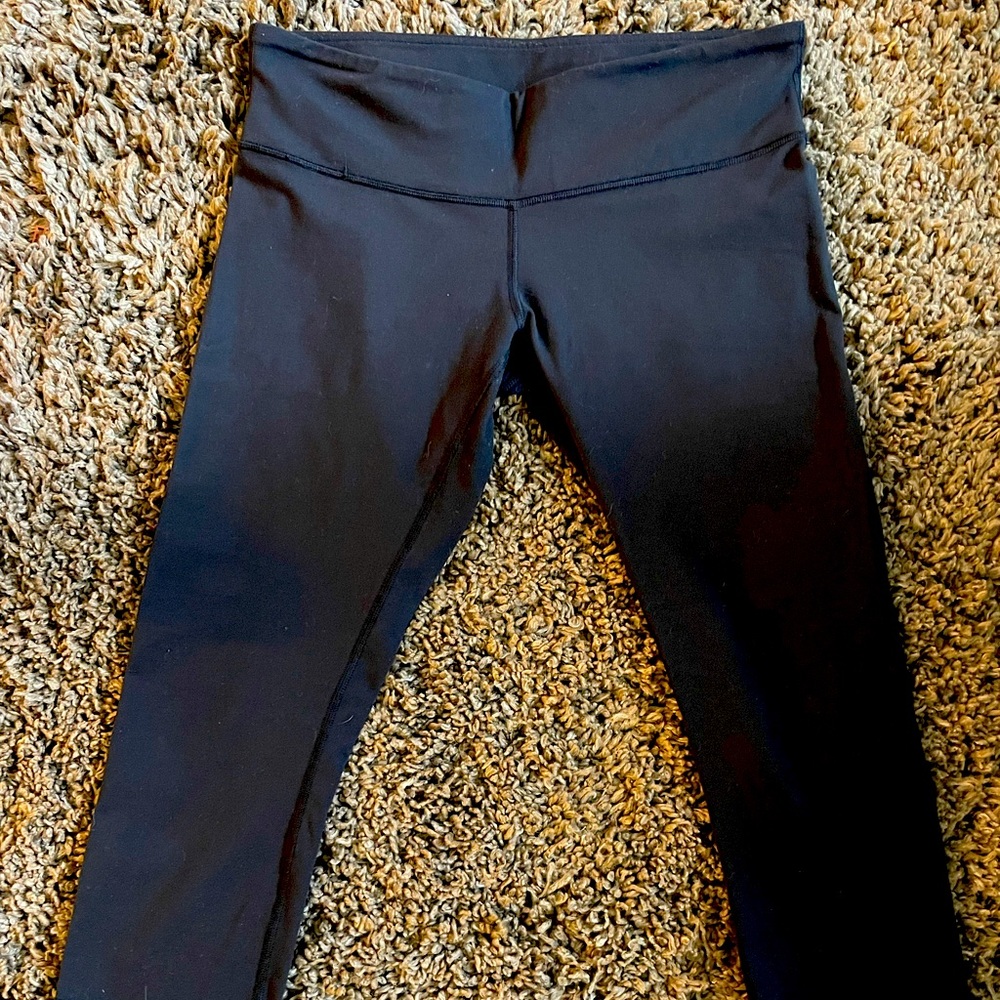 Lululemon, Crop Wunder Unders.